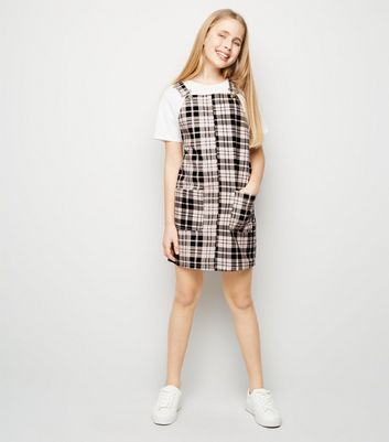 pinafore dress with trainers