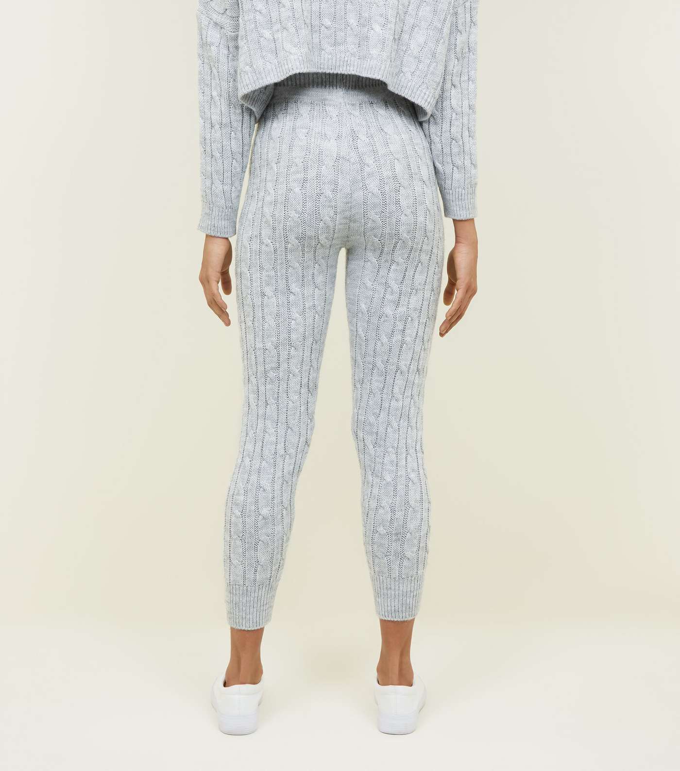 Cameo Rose Pale Grey Cable Knit Leggings Image 3
