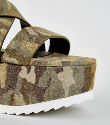 Camo platform online sandals