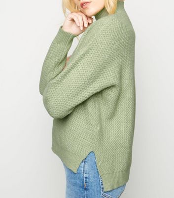 new look green jumper