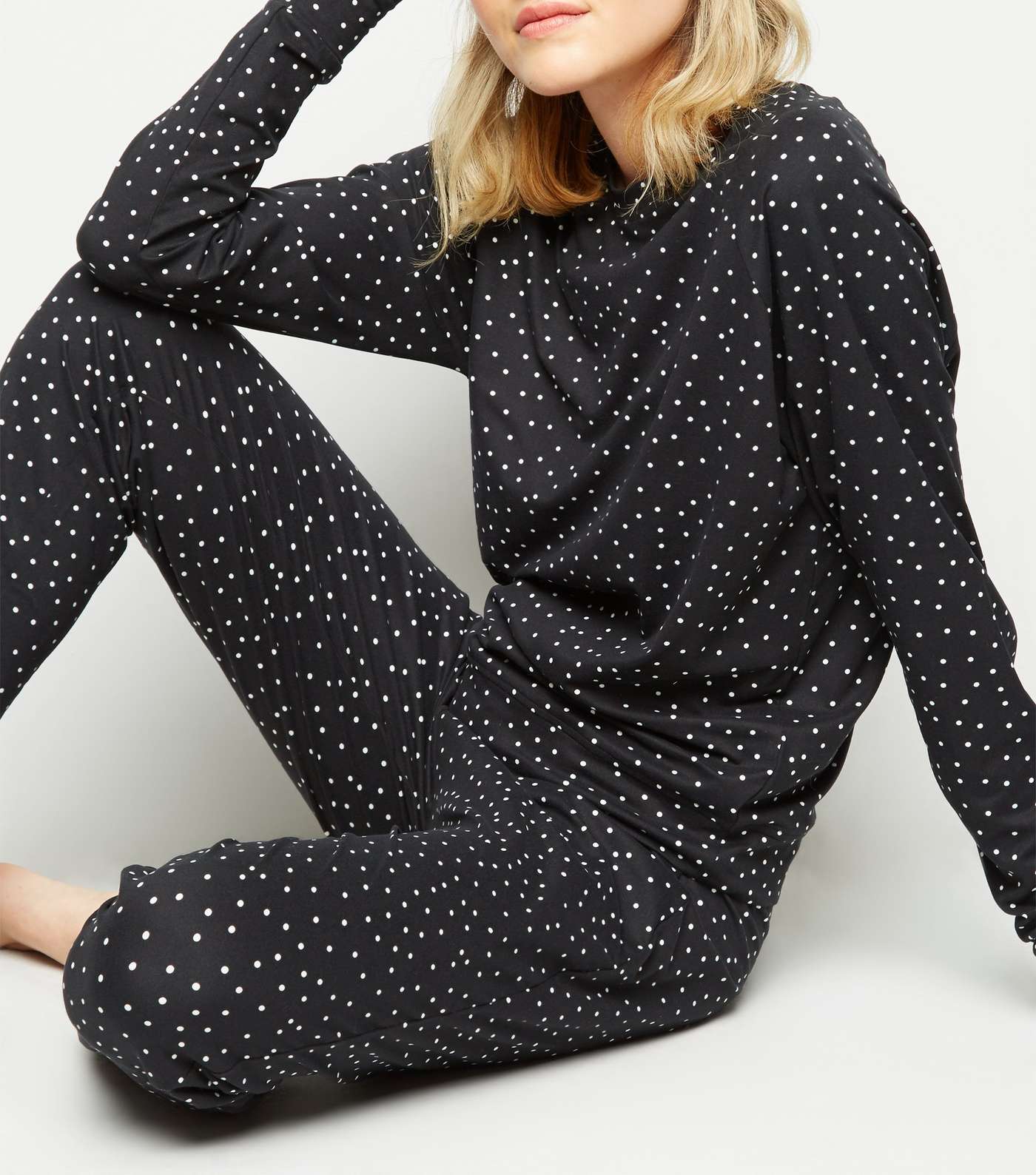 Tall Black Spot Print Soft Touch Pyjama Sweatshirt Image 5
