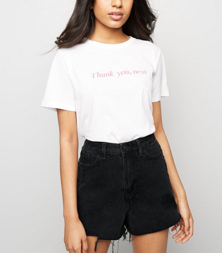 Petite Schwarze Jeansshorts Im Used Look New Look