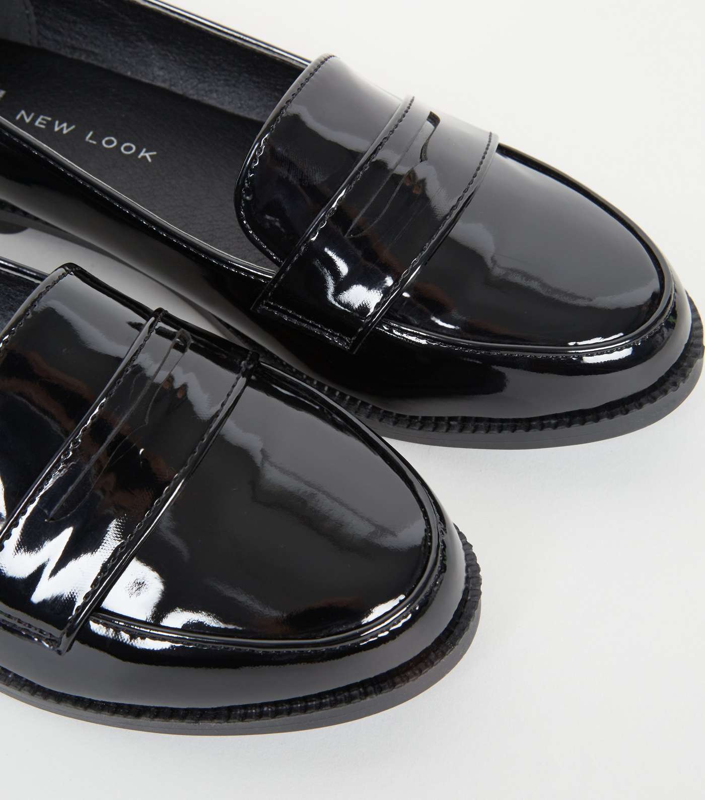 Girls Black Patent Cut Out Loafers Image 4