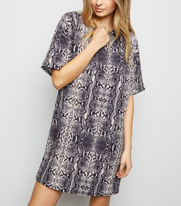 snake t shirt dress