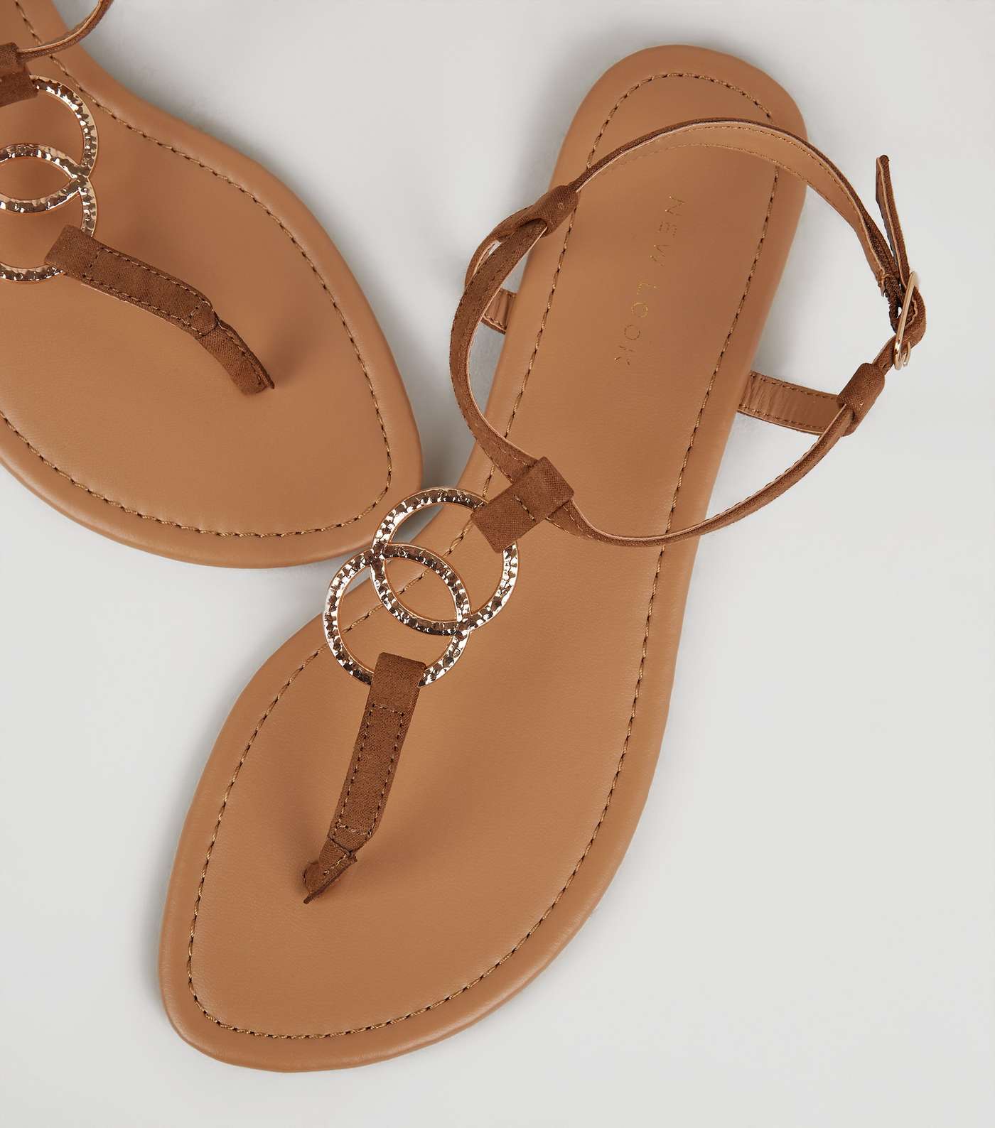 Tan Hammered Ring Strap Flat Sandals Image 4