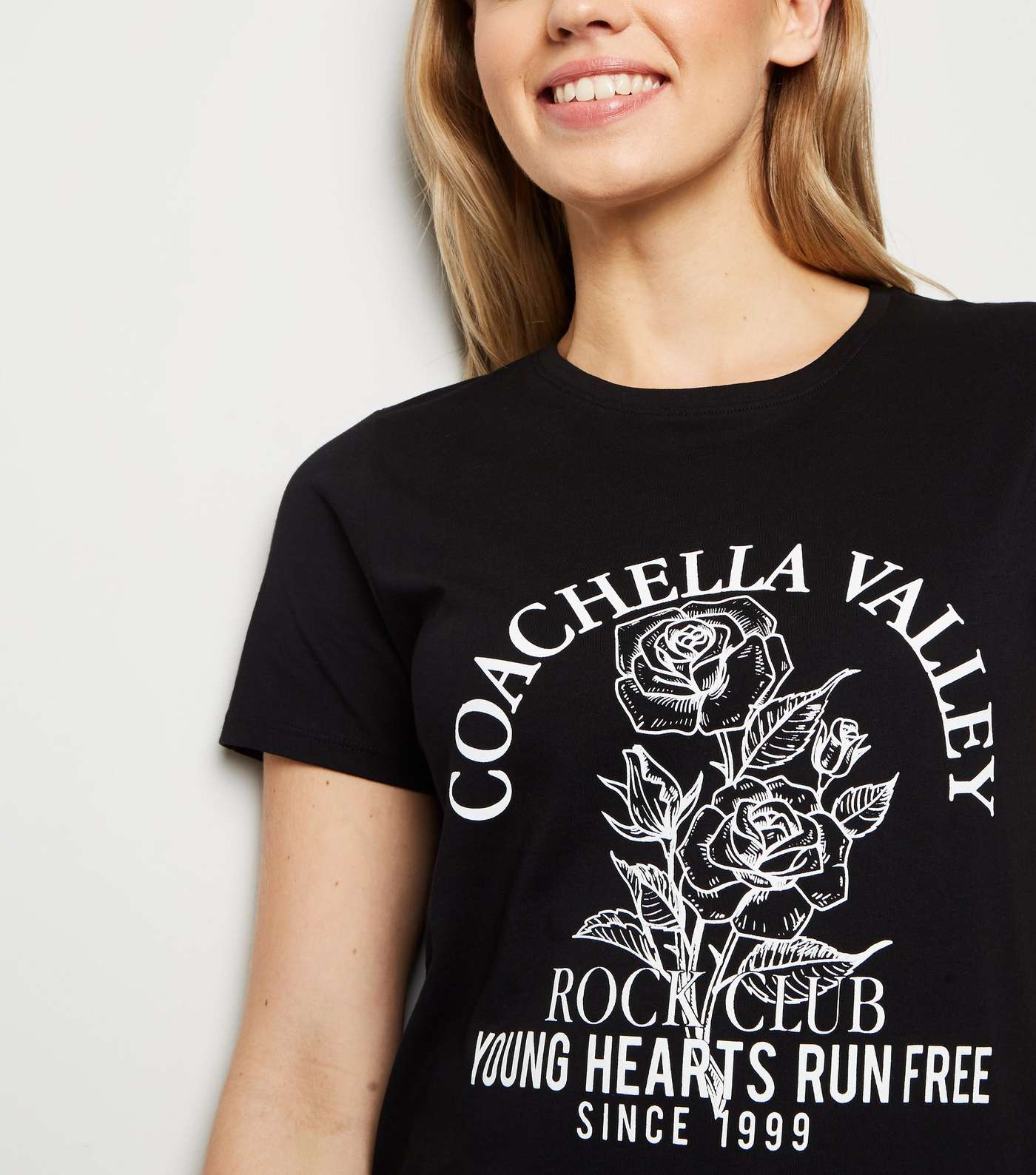 Black Coachella Slogan Rock T-Shirt Image 5