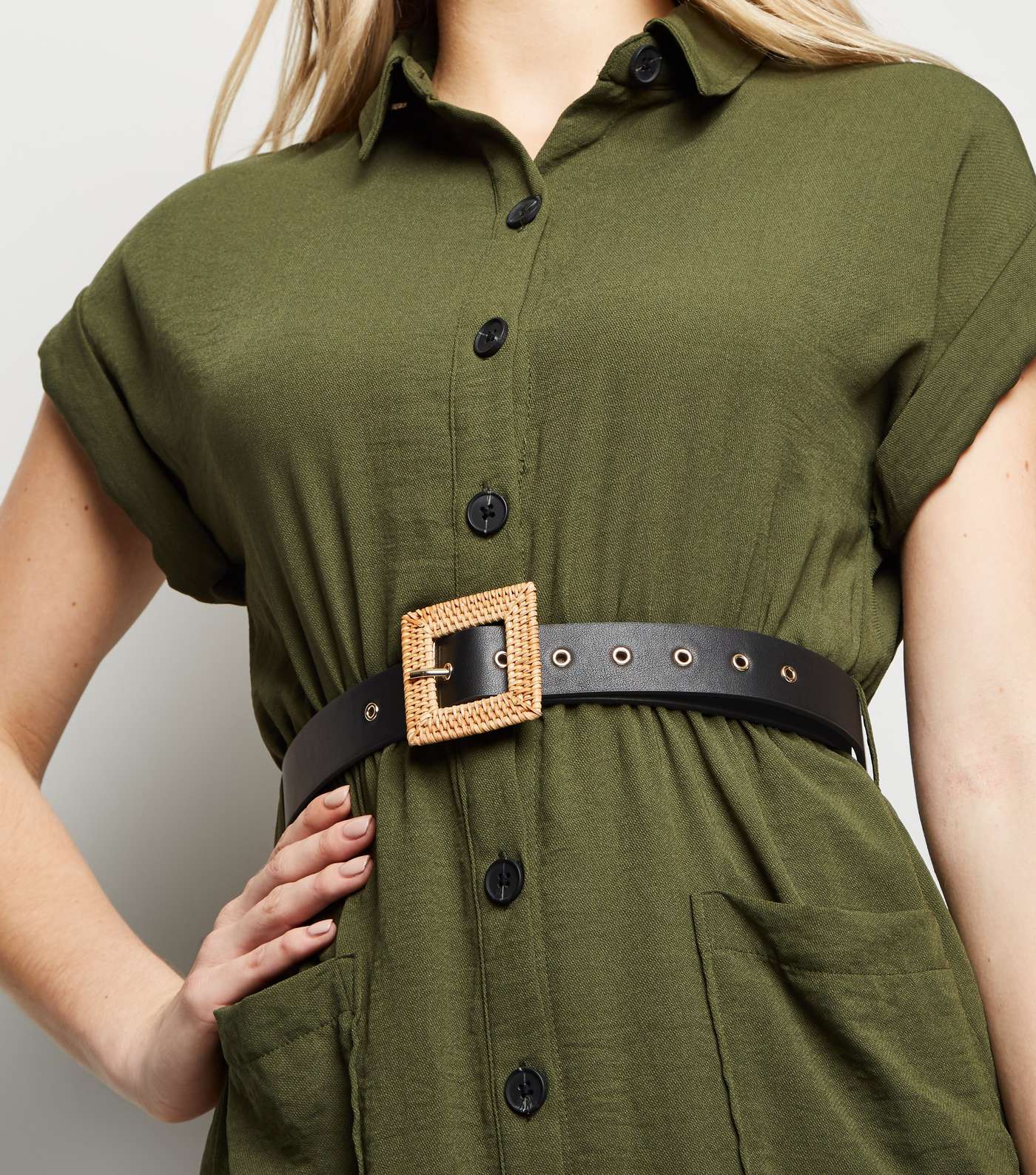 Black Woven Straw Effect Square Buckle Belt