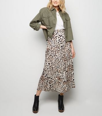 new look leopard skirt