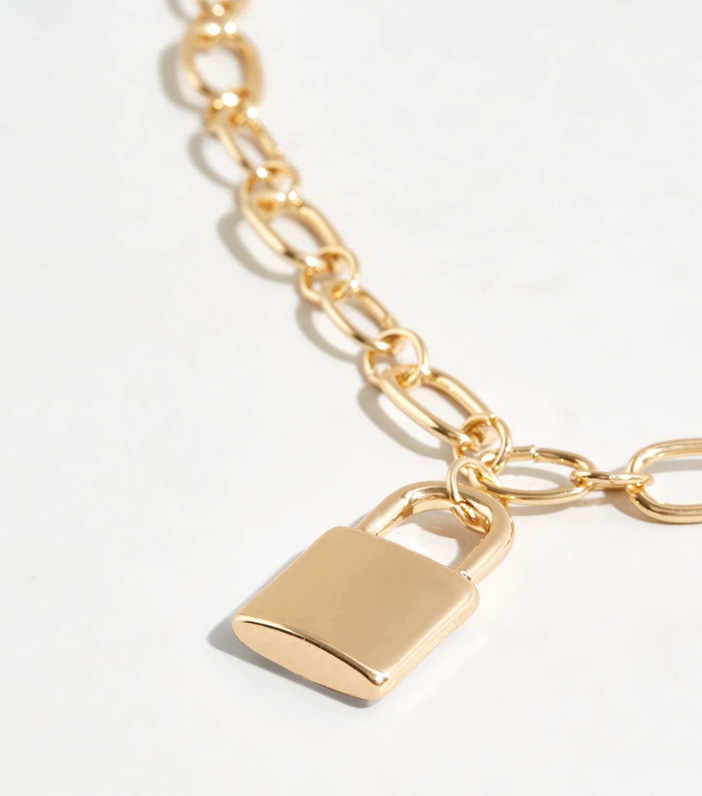 Gold Padlock Pendant Chunky Chain Necklace  Image 3