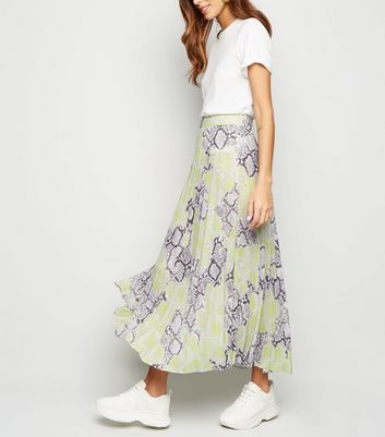 new look white pleated skirt