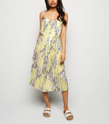 robe mi longue jaune