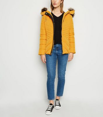 yellow jacket new look