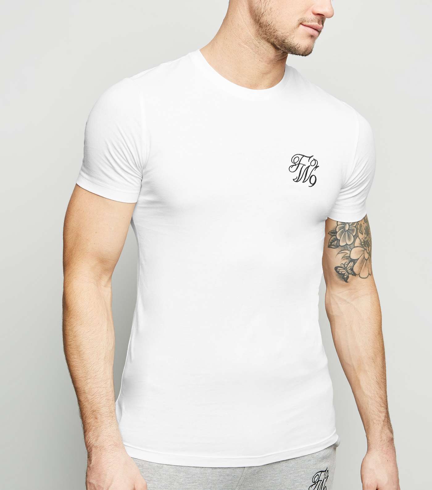 White TW9 Embroidered Muscle Fit T-Shirt