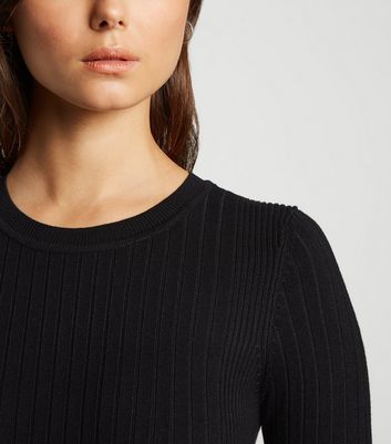black ribbed crew neck jumper