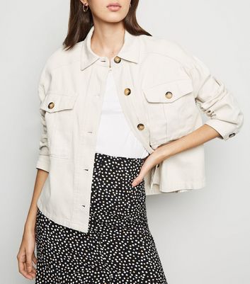 beige cropped utility jacket