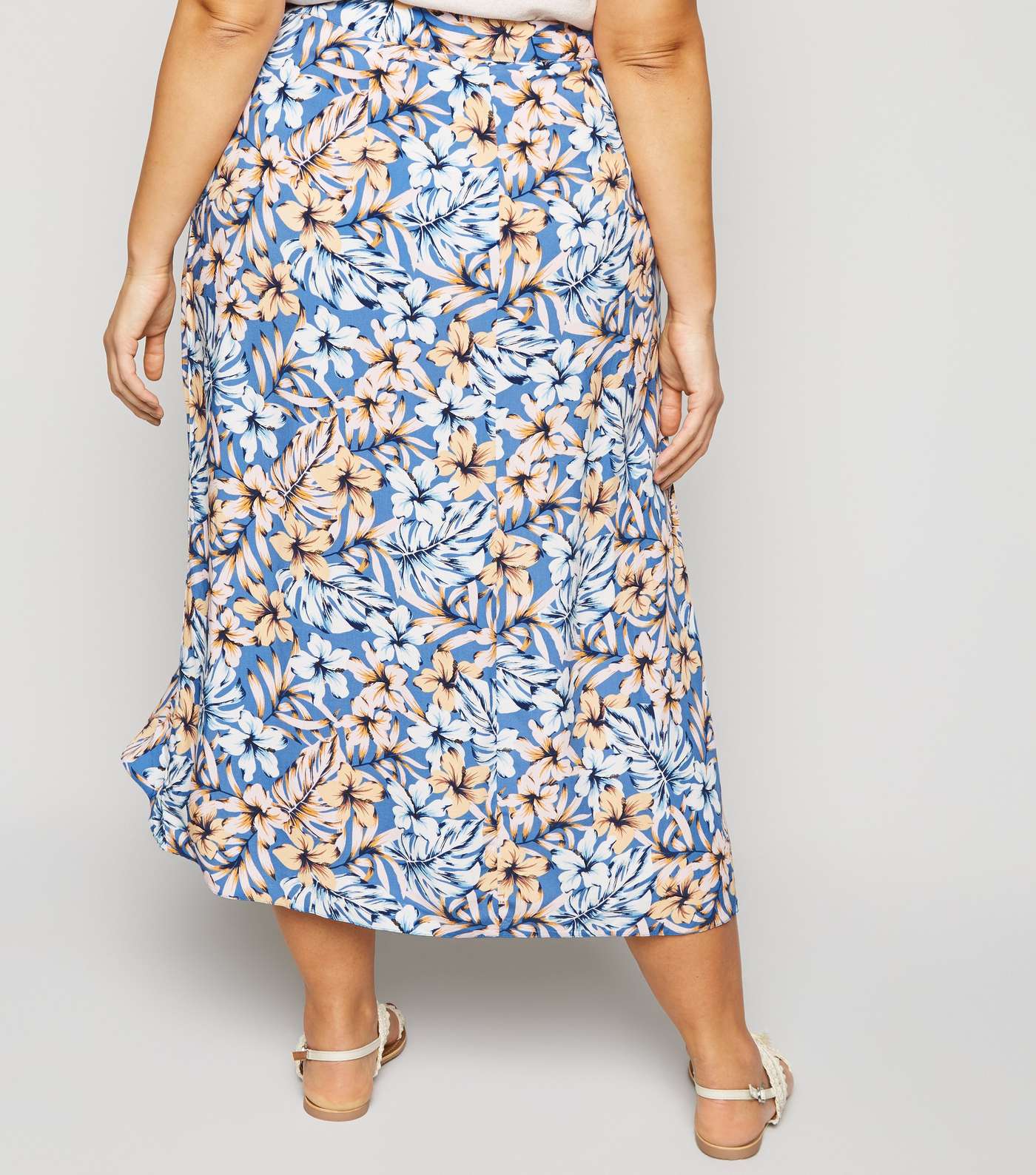 Curves Blue Tropical Floral Wrap Midi Skirt Image 3