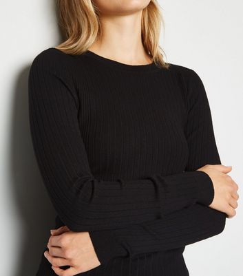 black ribbed crew neck jumper