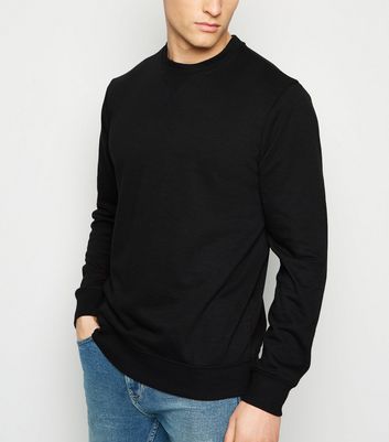 black round neck sweatshirt