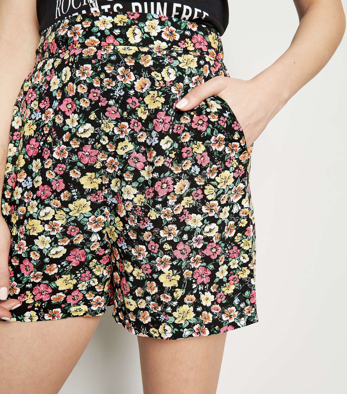 Black Floral Wide Leg Shorts Image 5