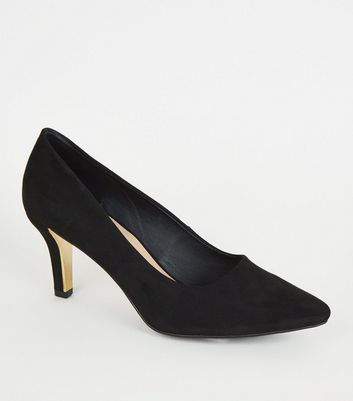wide fitting black court shoes