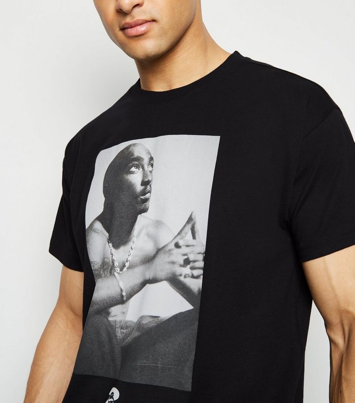 Schwarzes T Shirt Mit 2pac Fotodruck New Look