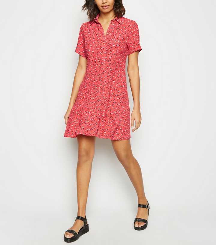 Red Ditsy Floral Collared Tea Dress | New Look