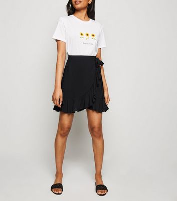 Black ruffle skirt new cheap look