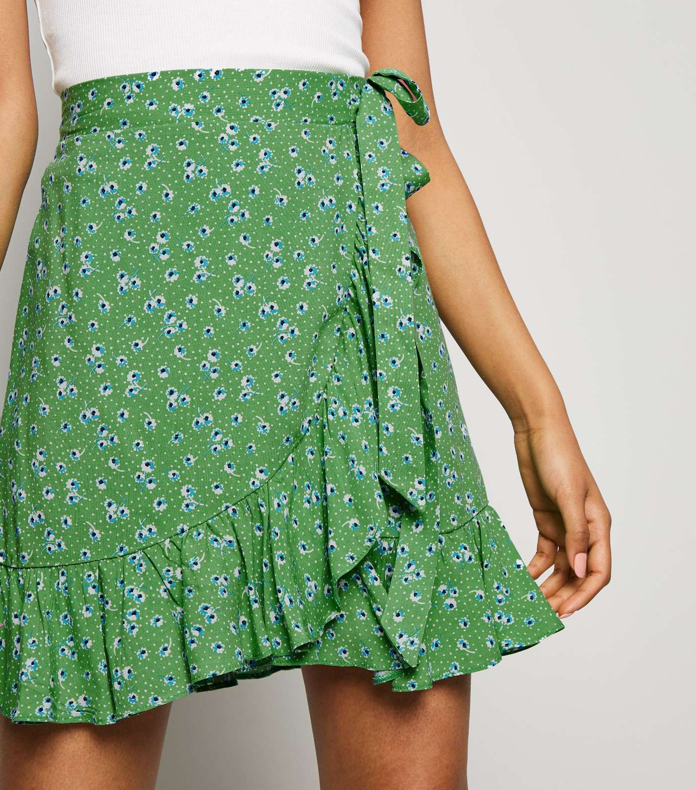 Petite Green Floral Ruffle Trim Mini Skirt Image 5