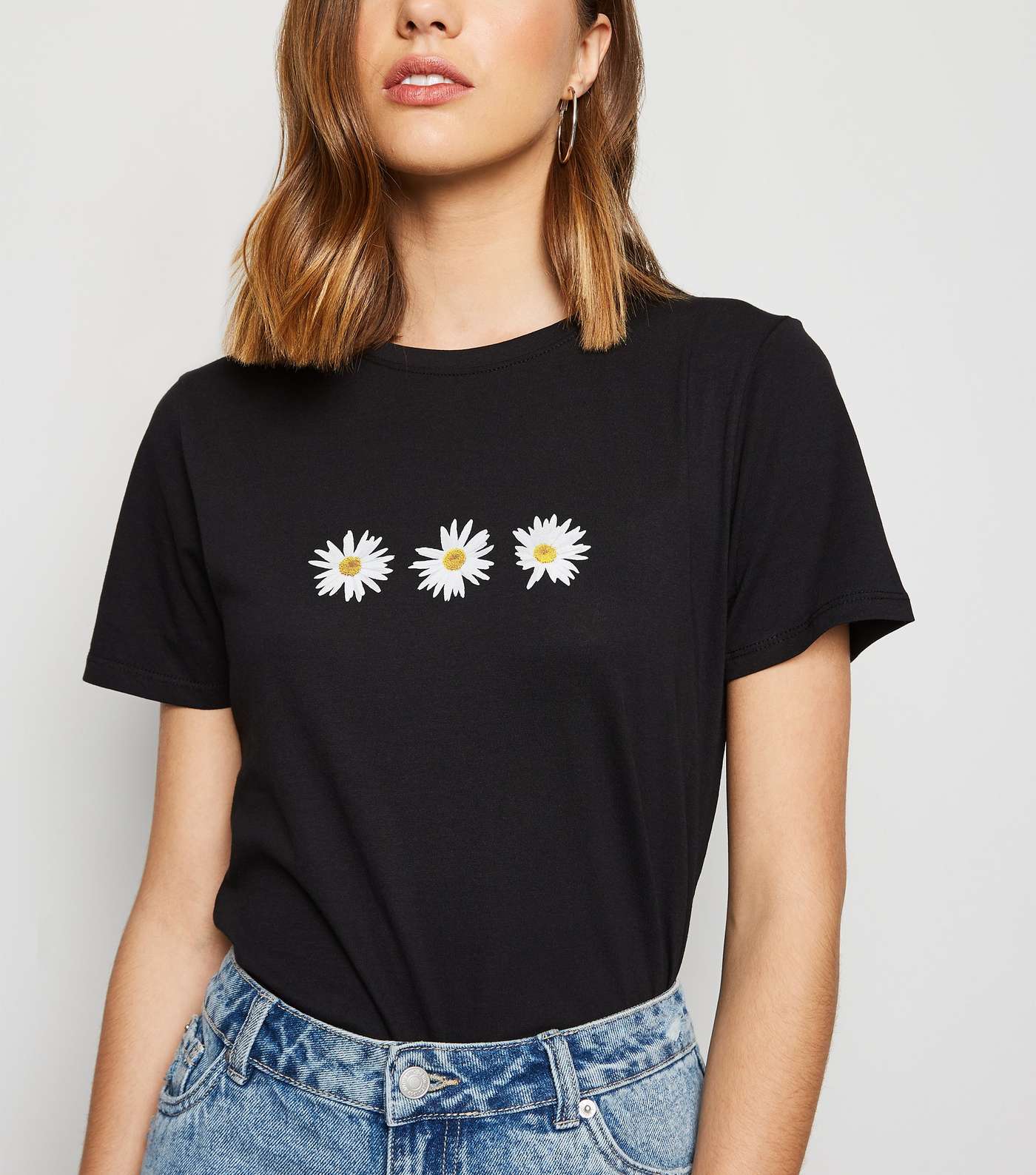 Black Daisy Print Short Sleeve T-Shirt