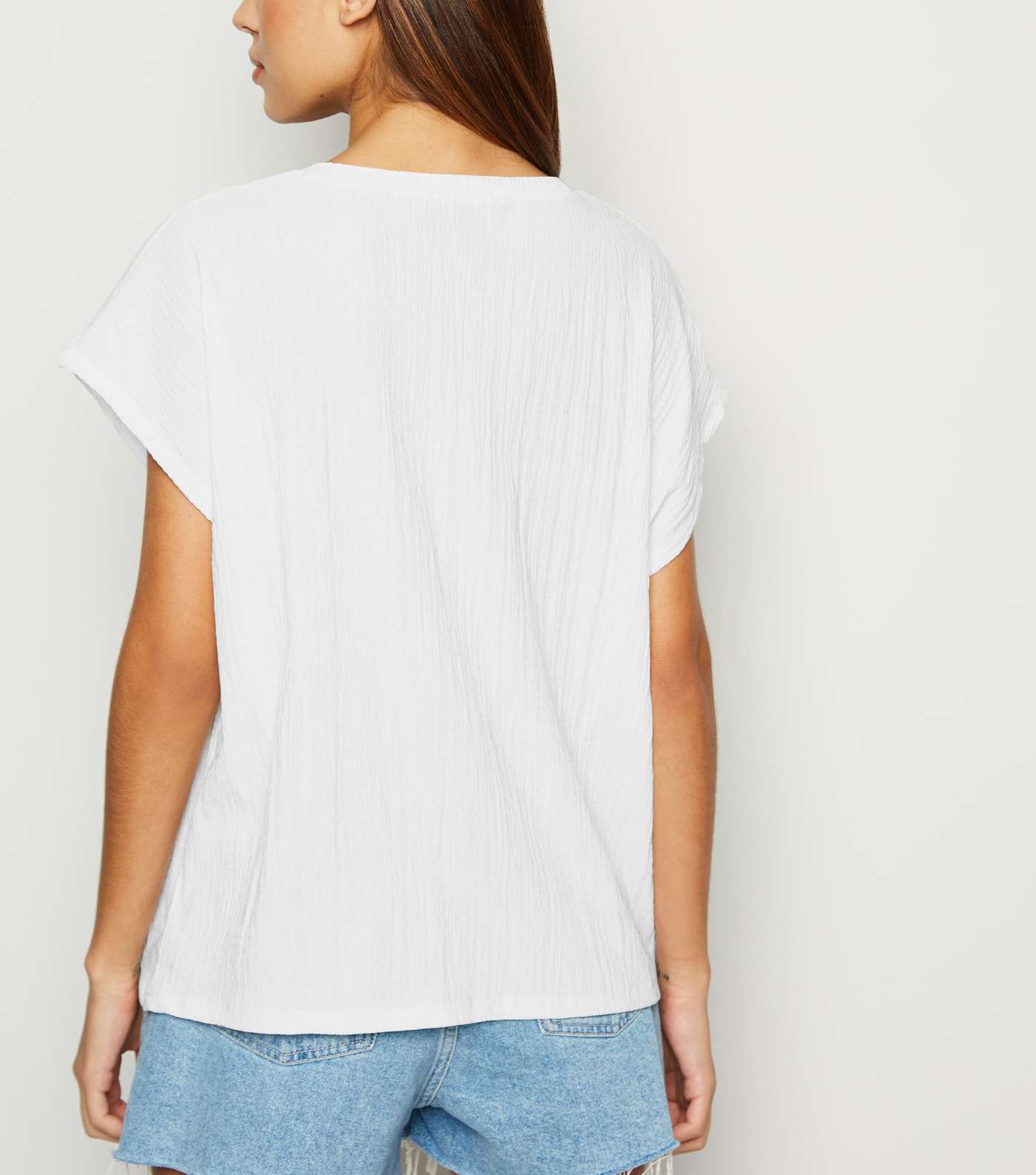 Off White Textured Boxy T-Shirt Image 3
