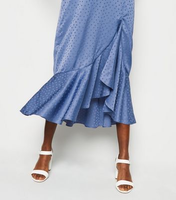new look satin jacquard midi dress in gold