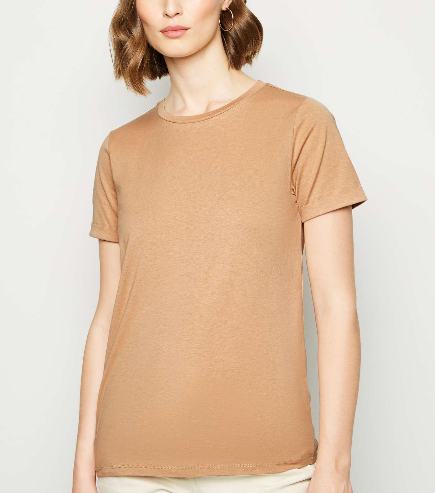 Camel Roll Sleeve T-Shirt