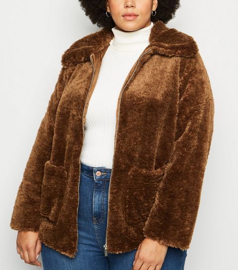 Curves - Veste marron foncé effet peluche