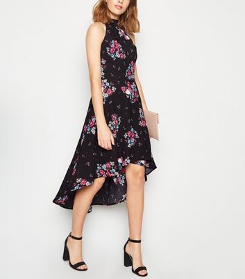 Mela – Schwarzes Kleid mit Schmetterlings- und Blumenmuster und abfallendem  Saum | New Look
