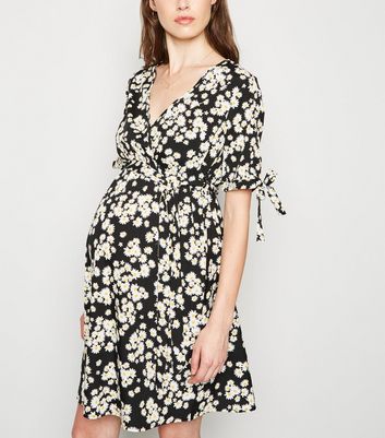 black daisy dress