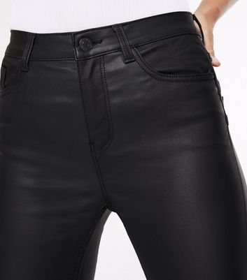 Petite Black Coated Leather-Look 'Lift 