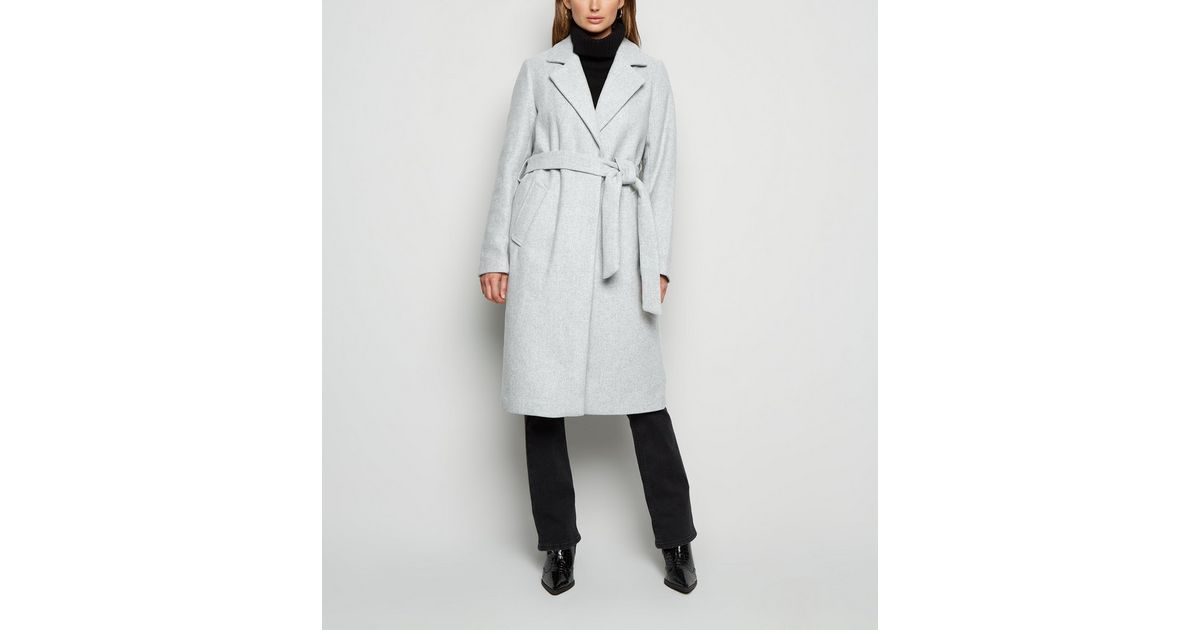 manteau gris blanc