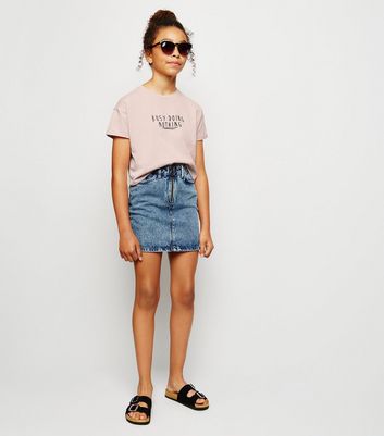 cute shirts to wear with a jean skirt