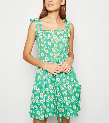 green daisy dress