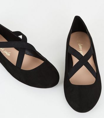 Black Suedette Cross Strap Pumps 