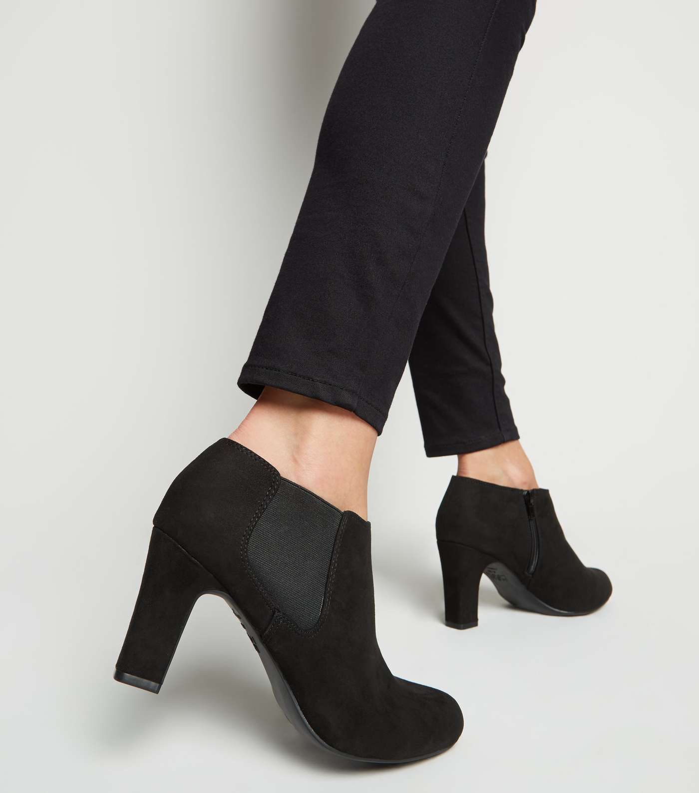 Wide Fit Black Block Heel Chelsea Shoe Boots Image 2