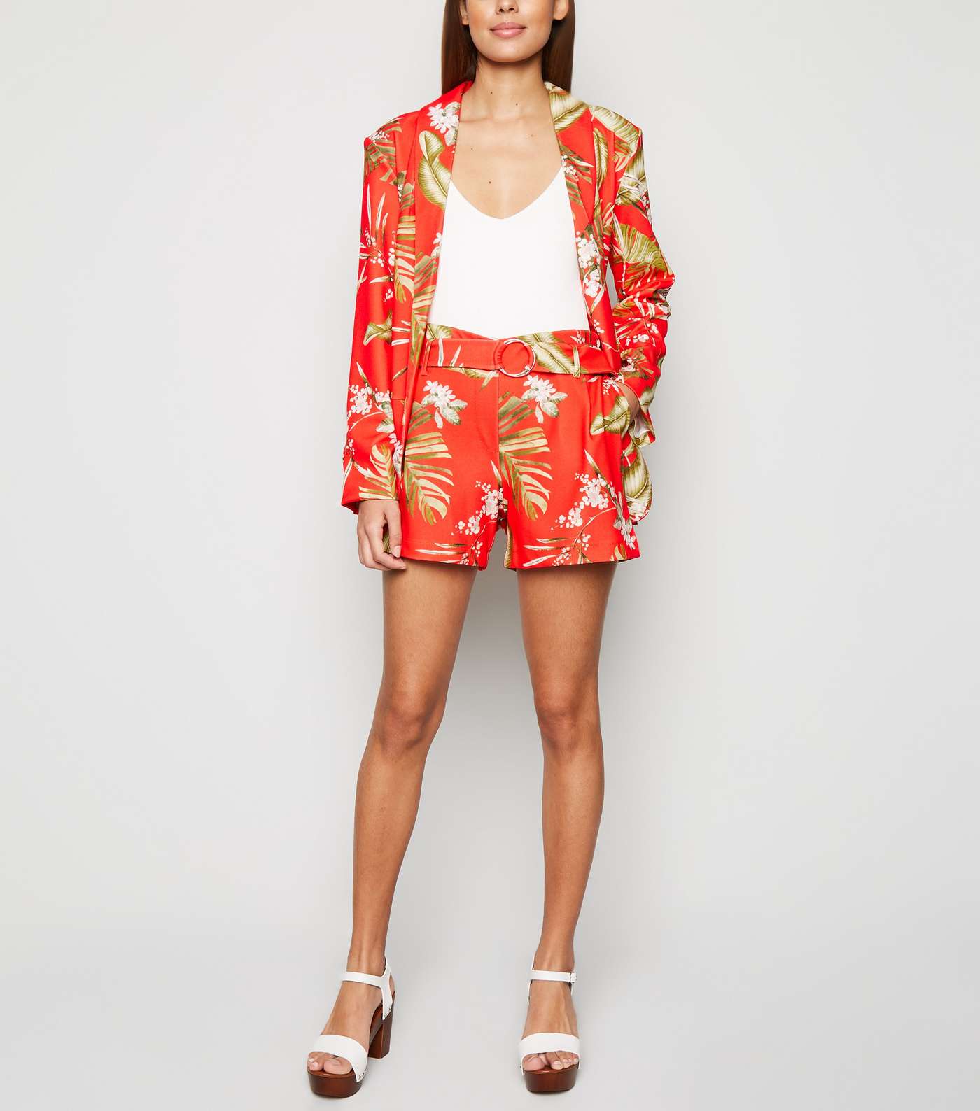 Cameo Rose Red Tropical Belted Shorts  Image 2