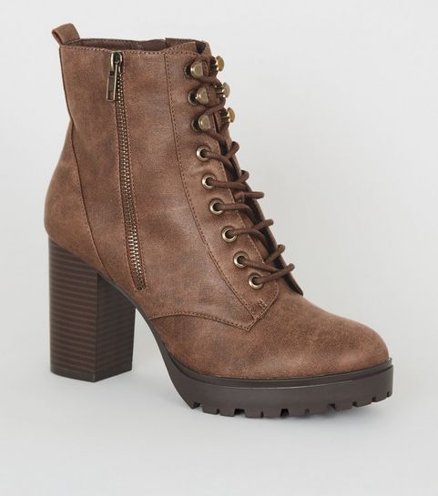 Tan Leather-Look Lace Up Chunky Heeled Boots