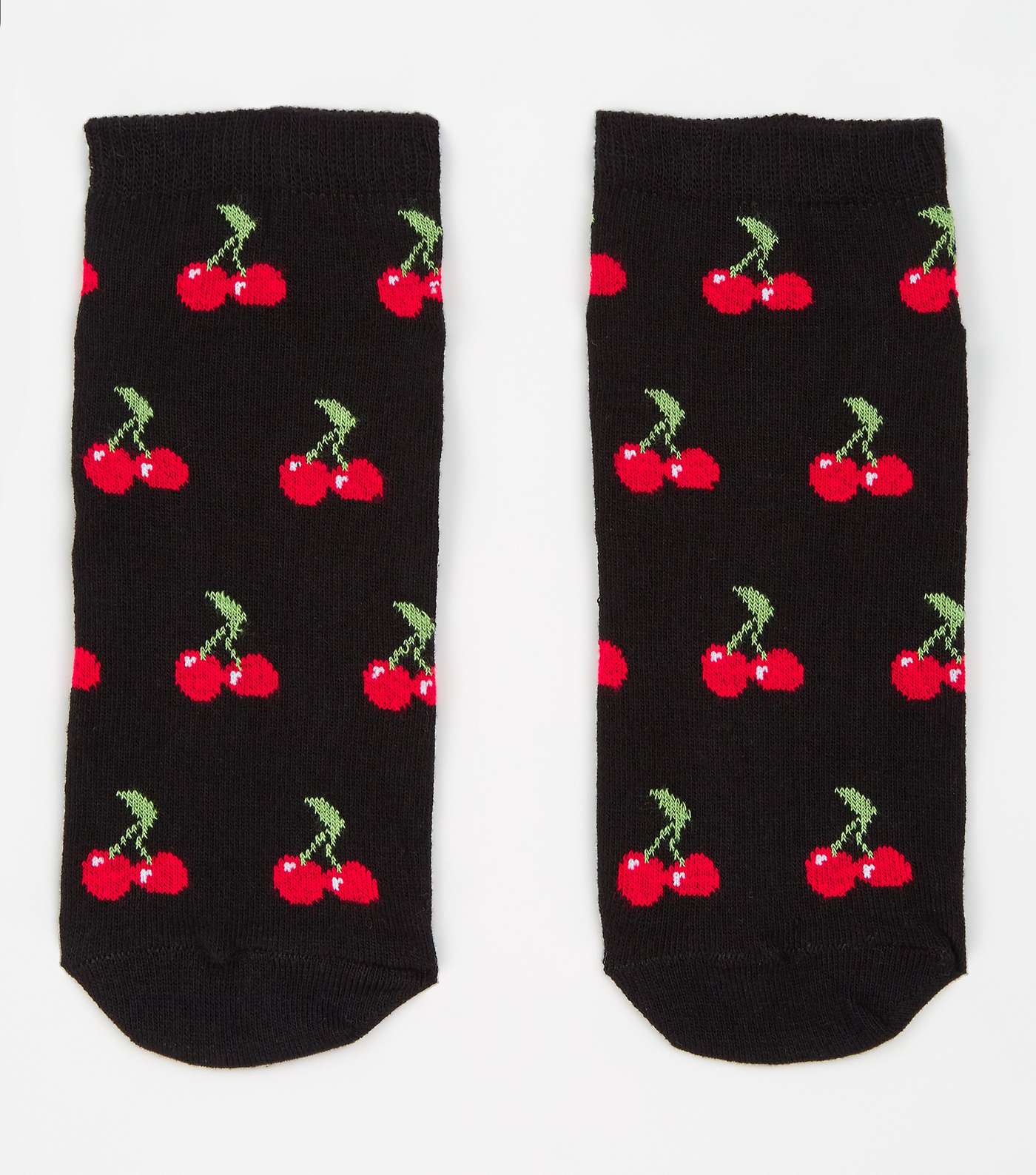 Black Cherry Trainer Socks