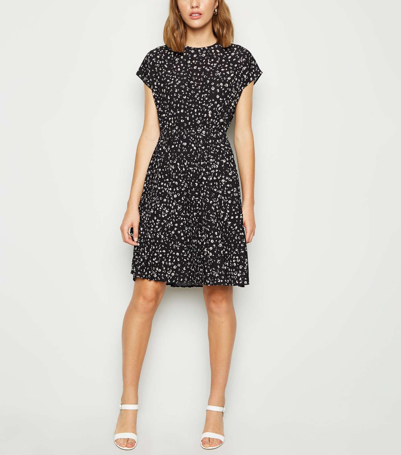 Black Leopard Print Pleated Mini Dress Image 2