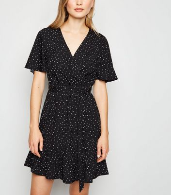 black wrap dress new look