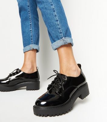 black patent chunky lace up shoes