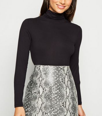 black long sleeve polo neck top