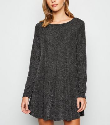 black long sleeve tunic dress