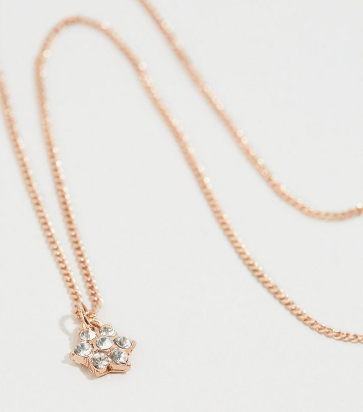 Rose Gold Flower Necklace With Crystals From Swarovski New Look - Swarovski Rose Gold Flower Pendant Rose Gold Flower Necklace With Crystals From Swarovski New Look - Swarovski Rose Gold Flower Pendant